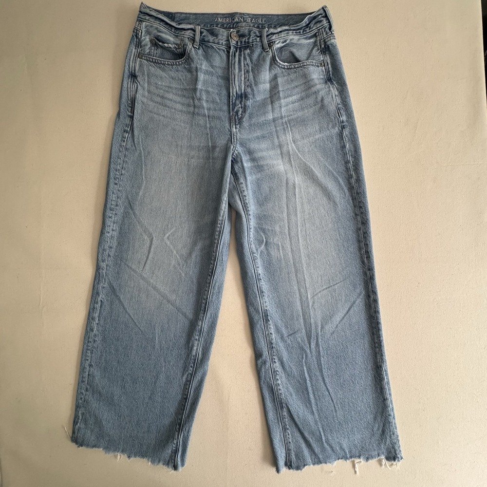 American Eagle Size 14 High Rise Baggy Wide Leg Jeans Stretch Frayed Hem Light